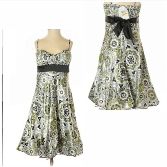 SPEECHLESS Womens Dress 3 Green Geometric Lined‎ Chest Pads Sweatheart Jr - Picture 1 of 3